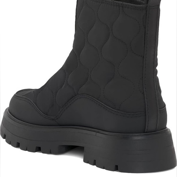 LUCKY BRAND BLACK APPYLE QUILTED ANKLE BOOTS - Picture 3 of 5
